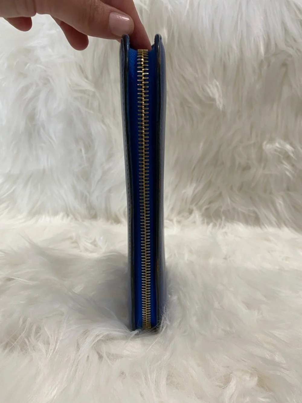 Saint Laurent Cobalt Blue Smooth Leather Zip-Around Wallet - Picture 6 of 9